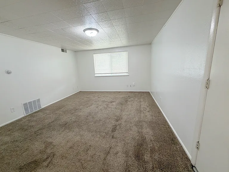 4 Birch Ct #5 — Photo 7