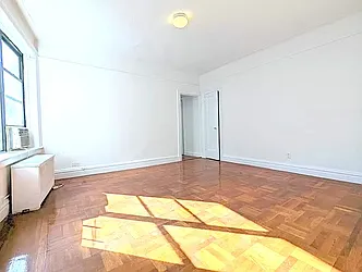 Rented by Manhattan Spaces
