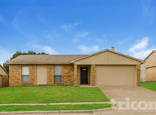 9215 Sophora Dr, Dallas, TX 75249