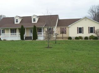 290 Green Mound Ln, Saint Clair, MO 63077