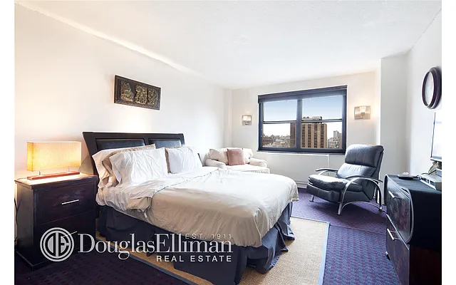 Sold by Douglas Elliman | media 13
