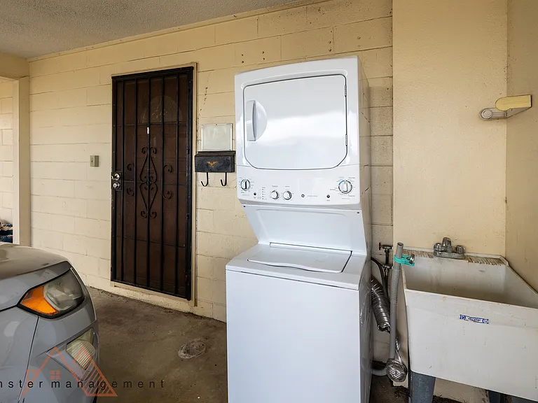 215 Azores St #D — Photo 13