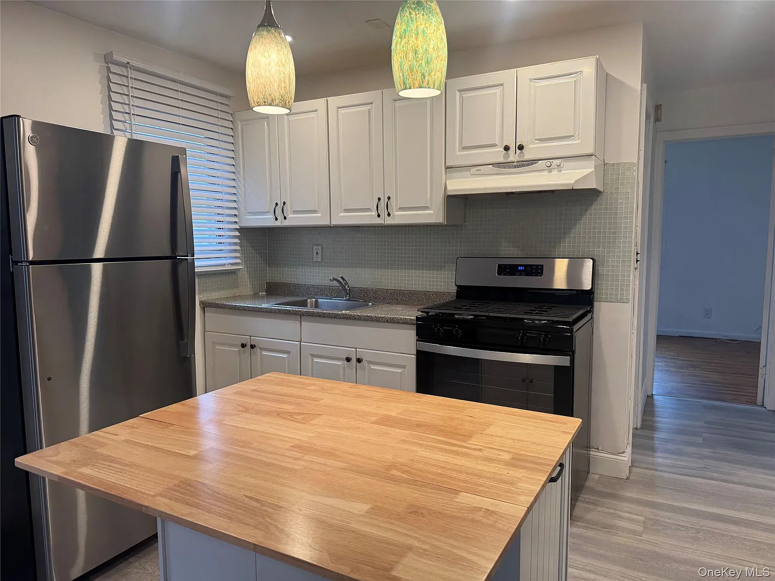 1 bed, 1.0 bath, $2,200 — Photo 4