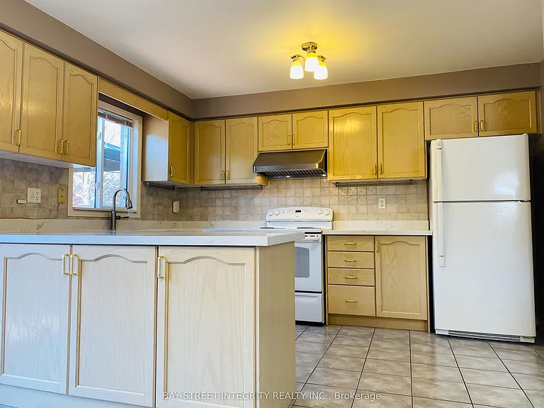 2087 Golden Orchard Trl — Photo 6
