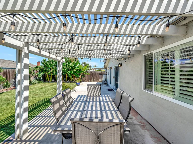 9131 Warfield Dr — Photo 65