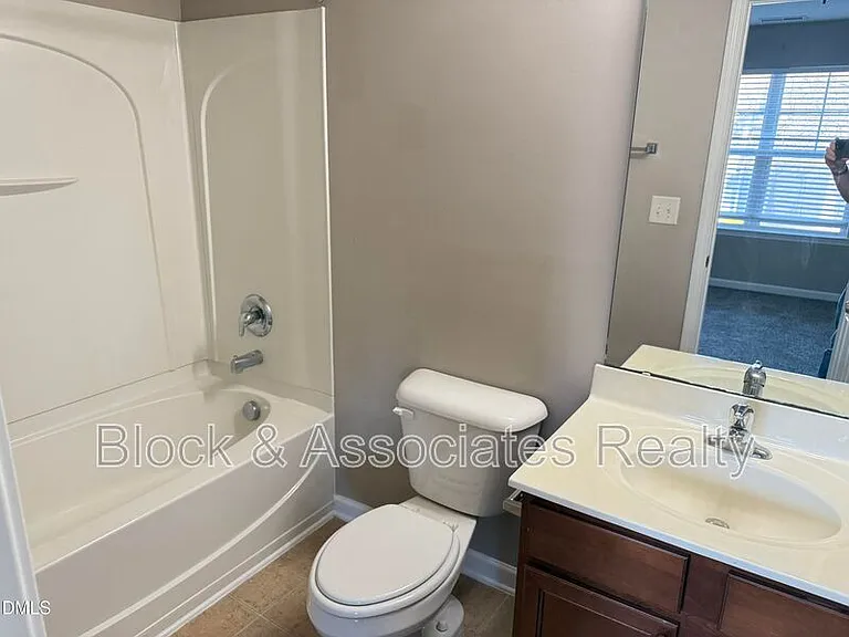 3102 Berkeley Springs Pl — Photo 18