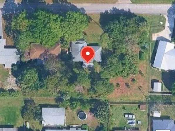 7305 Pacific Avenue, Fort Pierce, FL 34951