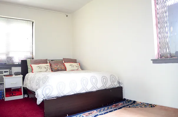 Sold by Winzone Realty Inc | media 6