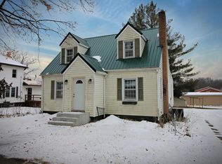 408 E Main St, Wauzeka, WI 53826