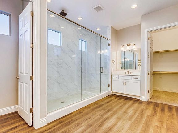 5th image of 1845 E Balsam Pl