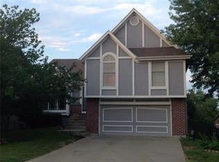 21648 W 54th St, Shawnee, KS 66226