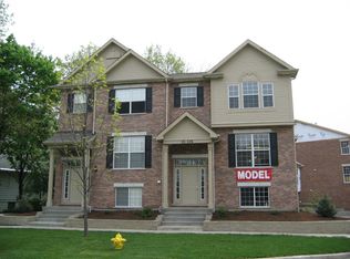 0S040 Kerry Ct, Winfield, IL 60190