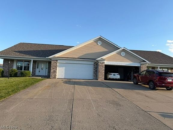 2nd image of 51986 Blue Spruce Dr