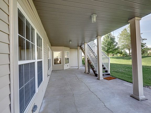 5th image of 209 Sandia Cir