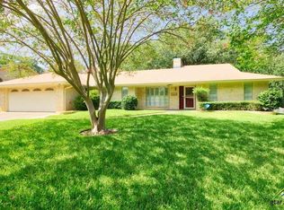 1916 Waunell Dr, Tyler, TX 75701