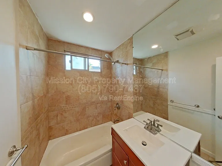 515 N Alisos St #B — Photo 7
