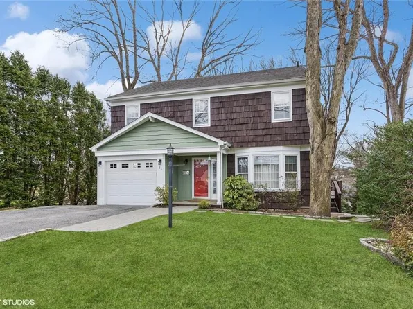 62 Carleon Avenue, Larchmont, NY 10538