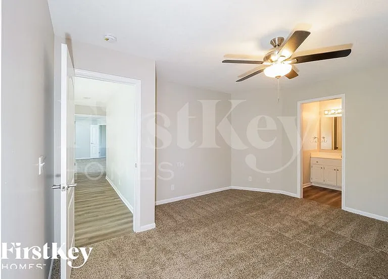5836 Noreston St — Photo 12