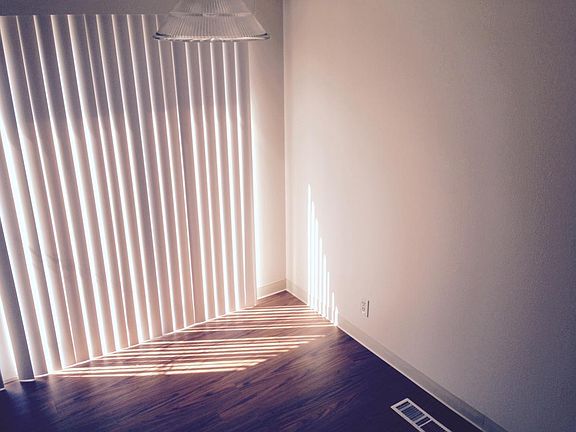 Sliding door to the BBQ area