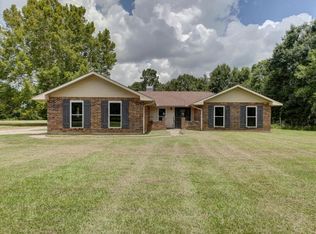 202 Hulin Rd, Broussard, LA 70518