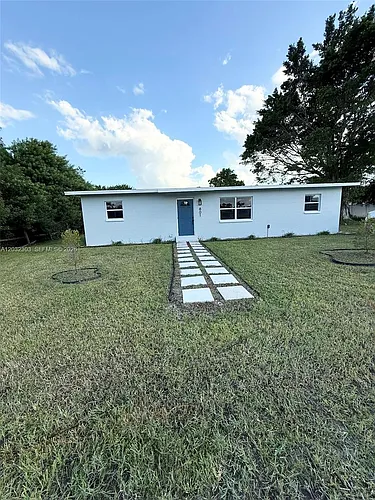 801 Brodhag Dr Photo 1