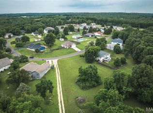 10375 Summerfield Dr, Rolla, MO 65401