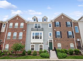 33 Marcel Ln, Schaumburg, IL 60194