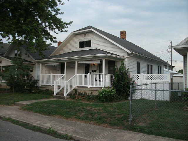 1st image of 375 Neal Ave