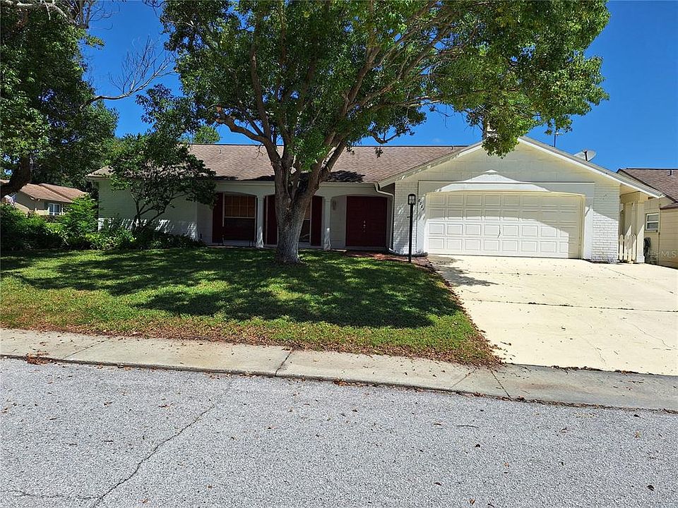 1st image of 8201 HEARTWOOD LANE