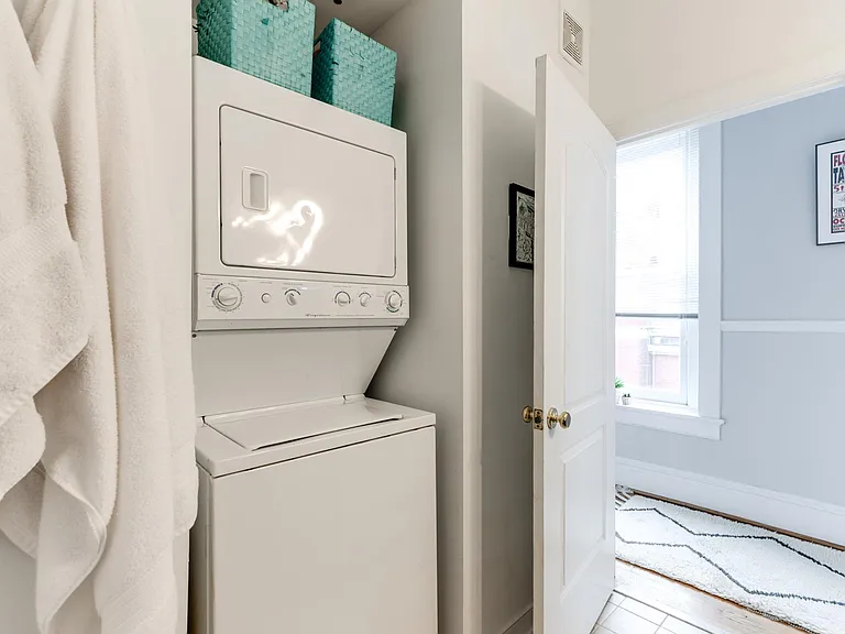 1301 Porter St #301 — Photo 7