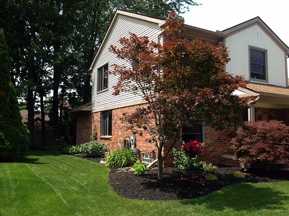 4th image of 21454 Deerfield Dr