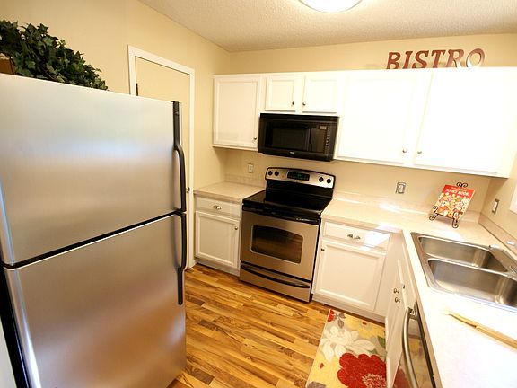 Stainless appliances