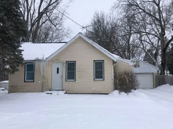 3223 Creston Ave, Lansing, MI 48906