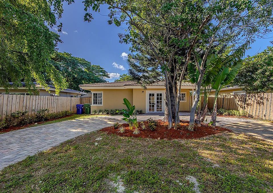 1st image of 1217 NW 7th Ave