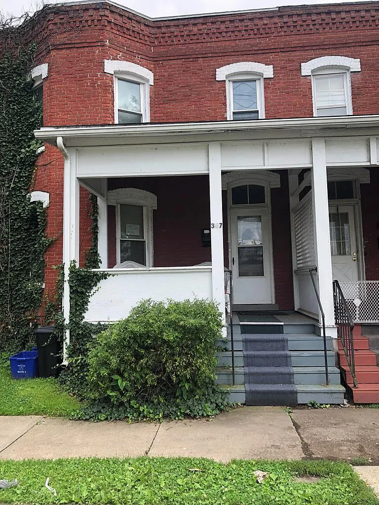 367 W 2nd St photo 1