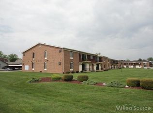 1900 River Rd APT A3, Marysville, MI 48040