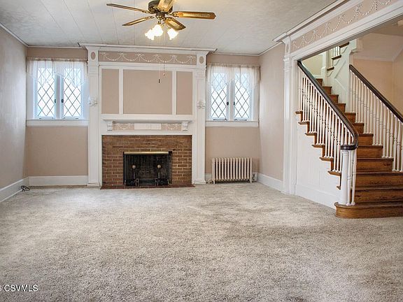 5th image of 409 W Ave