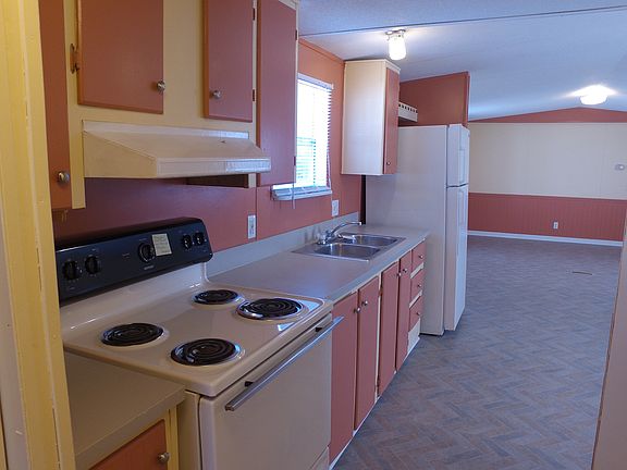 5th image of 3535 Roberts Ave Lot 59