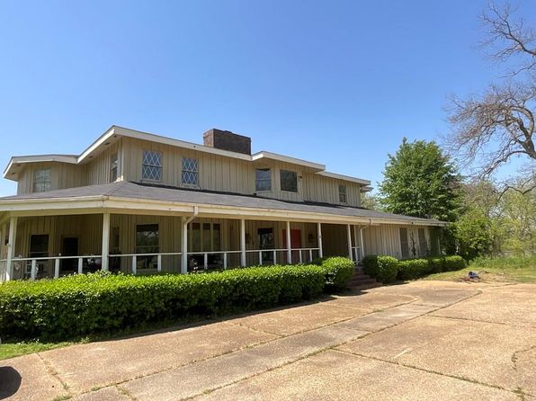 97 Southside Rd, Greenville, MS 38701