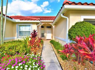6762 Las Colinas Ct, Lake Worth, FL 33463