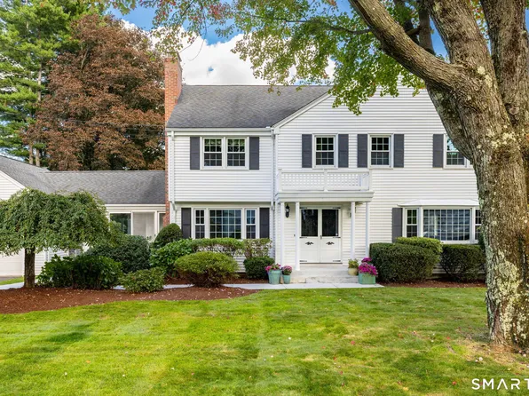 36 Lakeview Drive, West Hartford, CT 06117