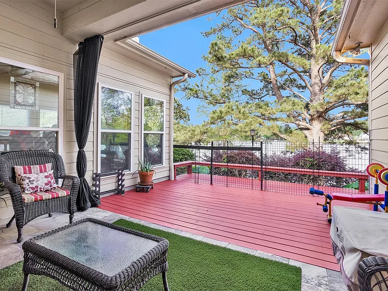 1502 Wimbledon Dr — Photo 35