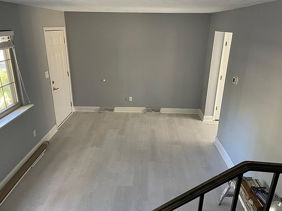 5th image of 1115 Cooper Dr