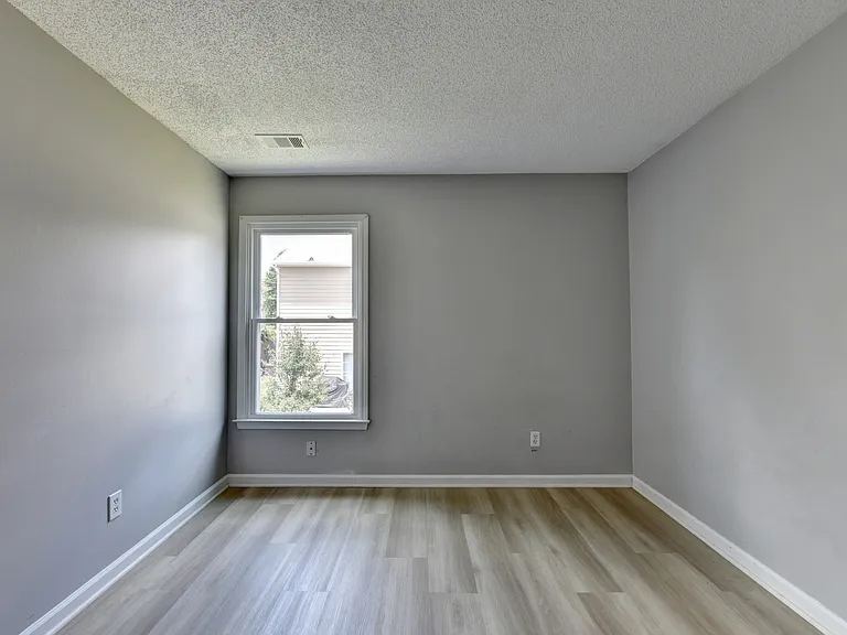 6125 Pattingham Dr — Photo 22