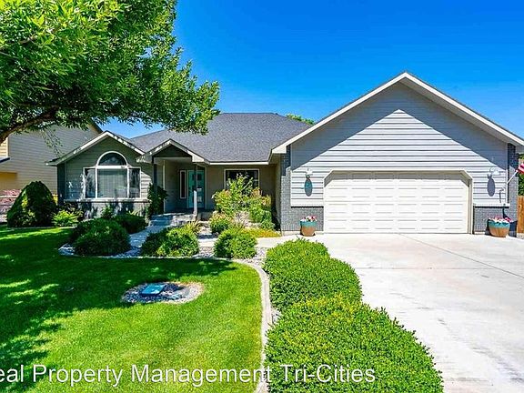 2nd image of 124 Lesa Marie Ln