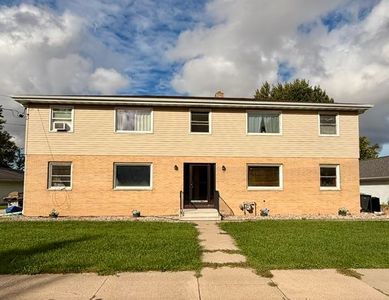 305 S Maple St, Black Creek, WI, 54106