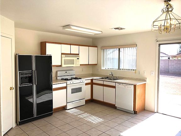 3rd image of 4631 N 92nd Ave