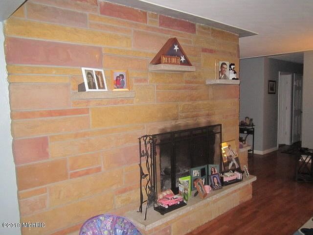1st image of 16 Enlow Ct