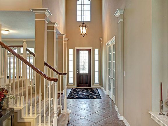 5th image of 1511 Lake Charlotte Ln