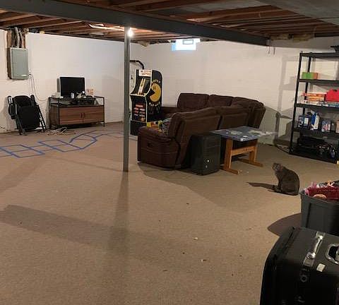 3rd image of 27440 Pineview Dr